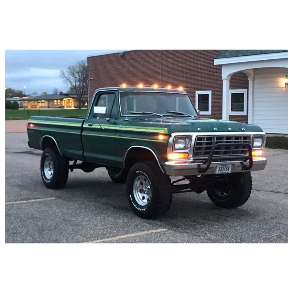 CUSTOMS  CLASSICS Set 5 luces tipo Zeppelin compatibles Ford F100 a F350