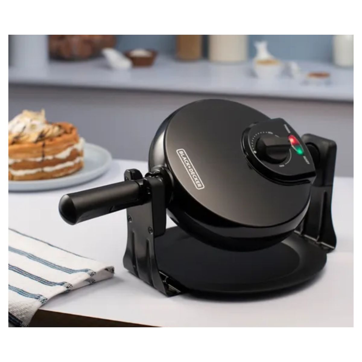 Waflera Estilo Belga Giratoria Negra Black & Decker WM1000B​
