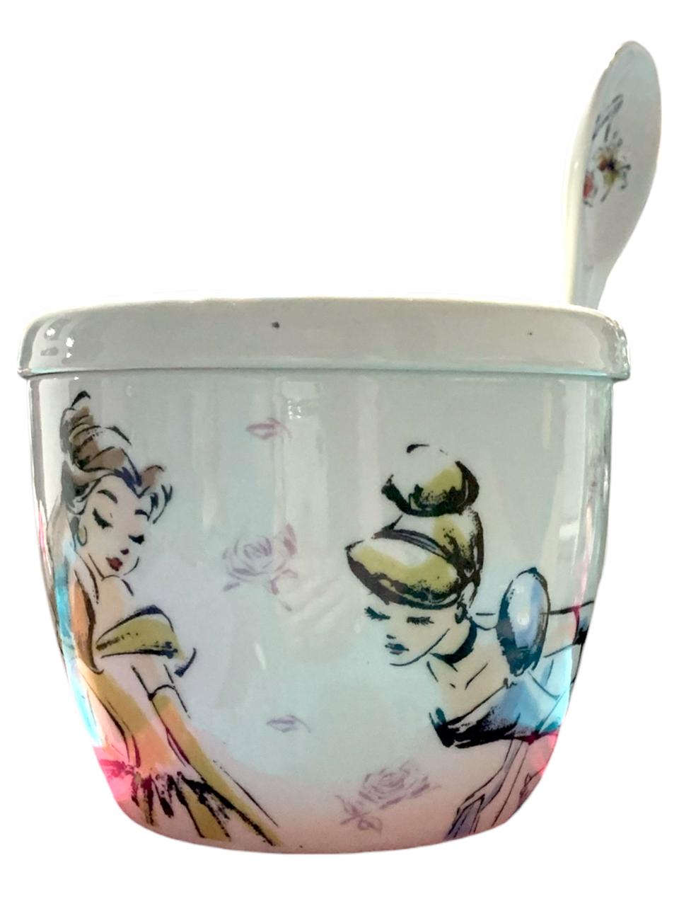 Princesas Disney Taza de Porcelana con Tapa, Cuchara y Caja de Regalo 580 ml Cenicienta, Raspunzel y Bella Tarro