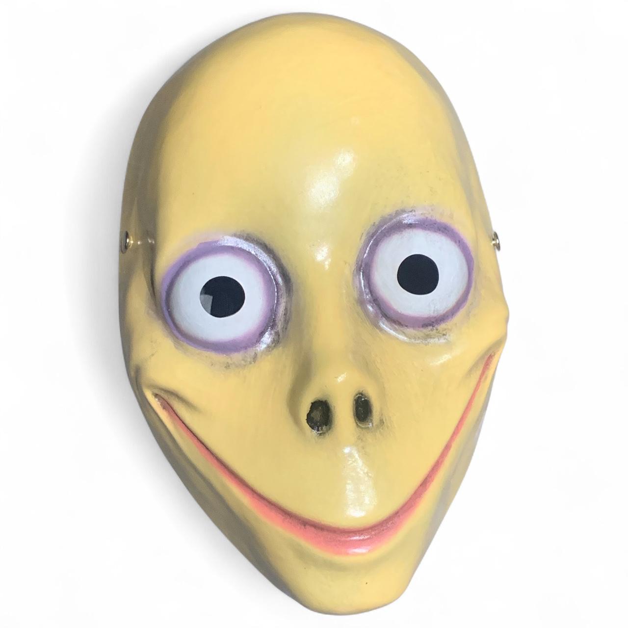 Mascara Momo Disfraz Halloween Cosplay Fibra de Vidrio