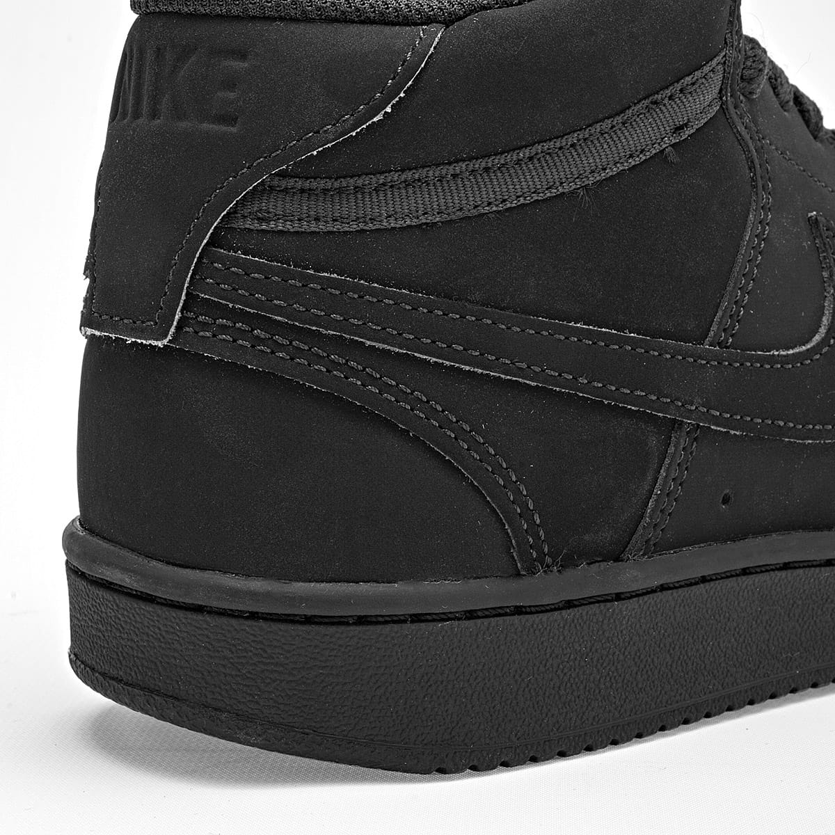 TENIS CASUAL NIKE COURT VISION  MID NA CU6620 -001 NEGRO PARA HOMBRE 