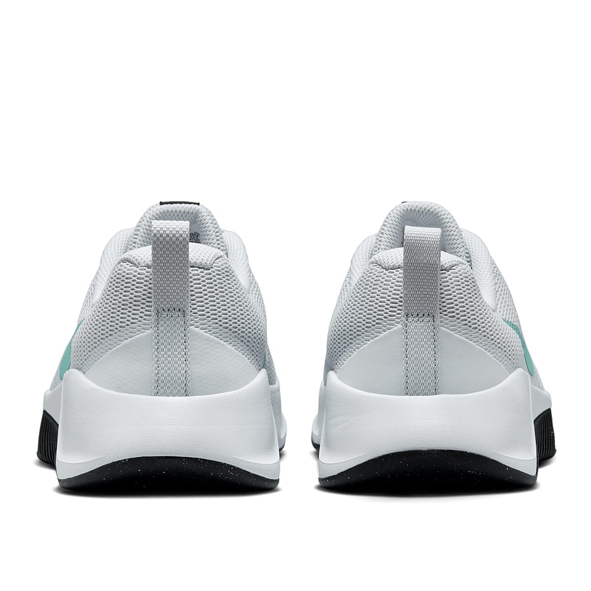 TENIS DEPORTIVO NIKE  MC  TRAINER  3 FQ1831-004 GRIS -VERDE PARA HOMBRE 