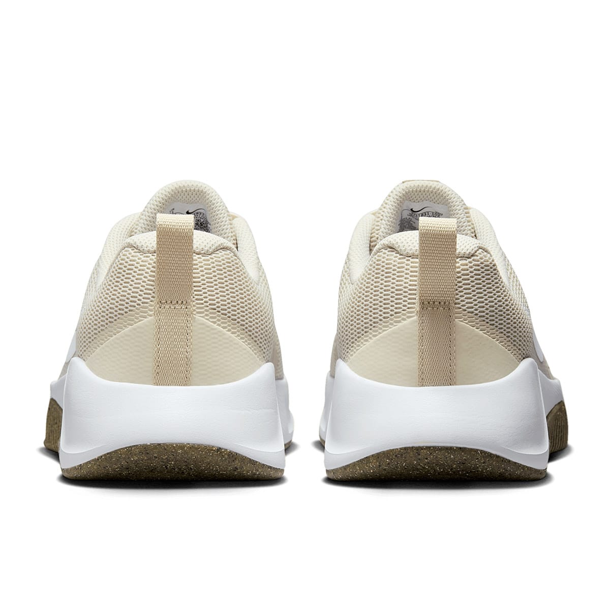 TENIS DEPORTIVO NIKE MC TRAINER 3 FQ1831-102 BEIGE -BLANCO PARA HOMBRE 