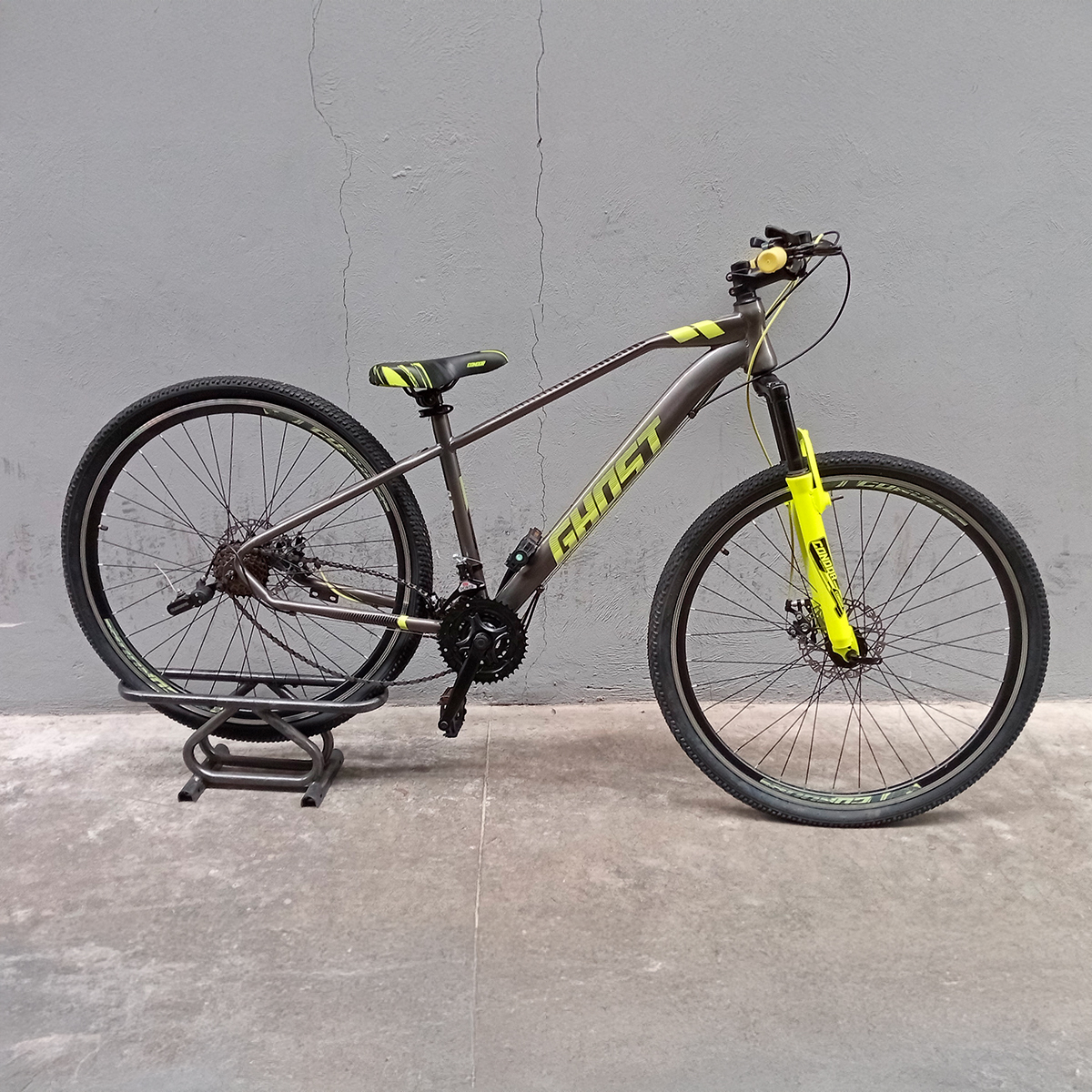 Bicicleta Ghost Reacondicionado Claw R29 Gris