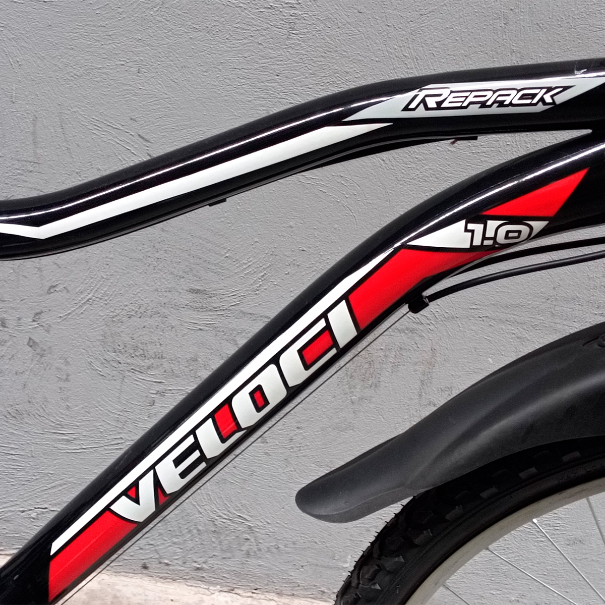 Bicicleta Veloci Reacondicionado Repack R24 Negro