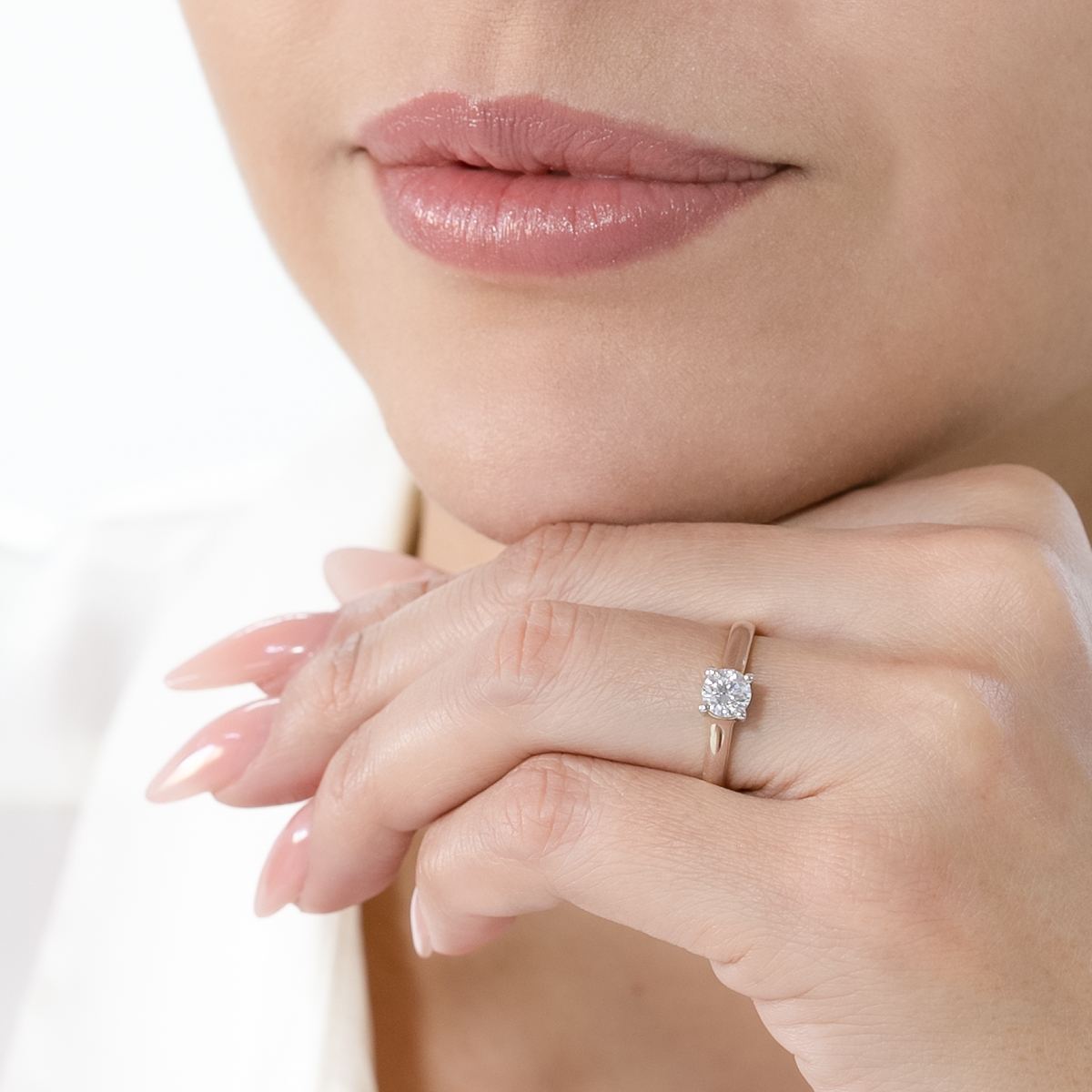 ANILLO DE COMPROMISO SOLITARIO 14K ORO ROSA CON PIEDRA UNIÓN ABBA JOYAS.