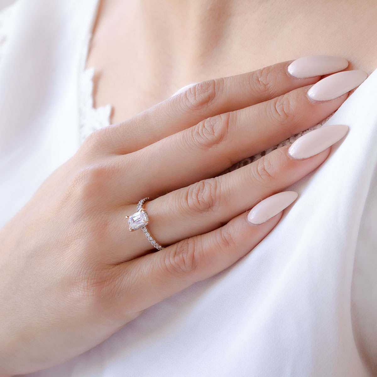 Anillo de Compromiso Oro 10K Blanco Sublime Abba Joyas