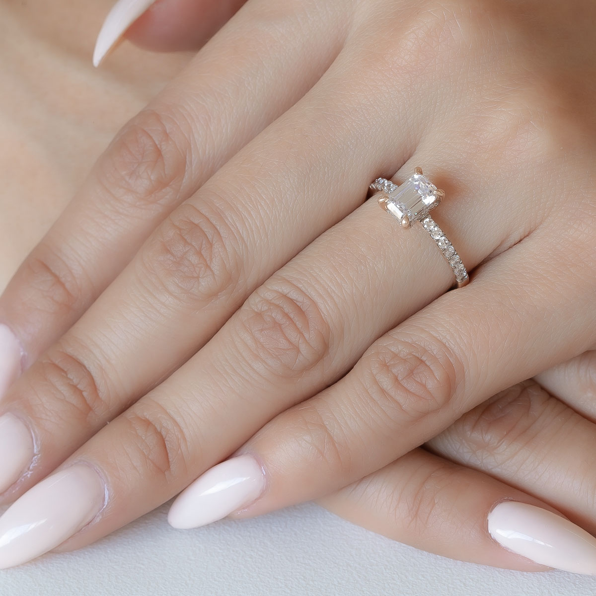 Anillo de Compromiso Oro 10K Blanco Sublime Abba Joyas