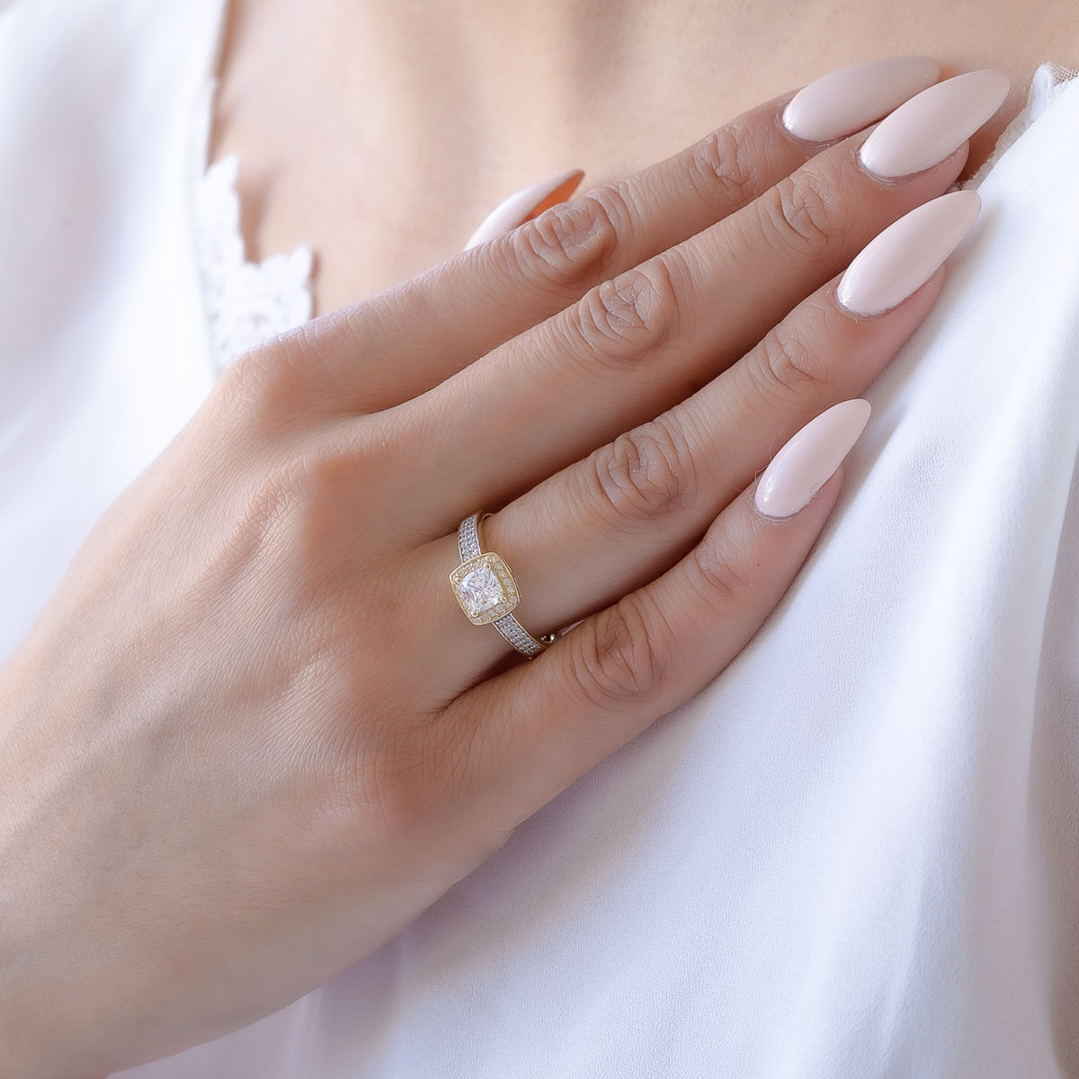 ANILLO DE COMPROMISO MABEL ORO 10K ABBA JOYAS.