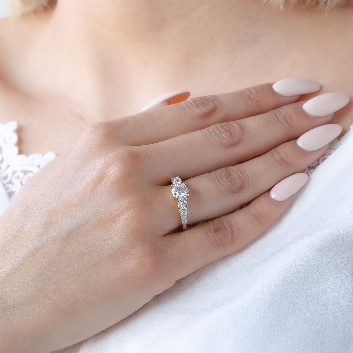 ANILLO DE COMPROMISO LUZÍA ORO 14K ABBA JOYAS.