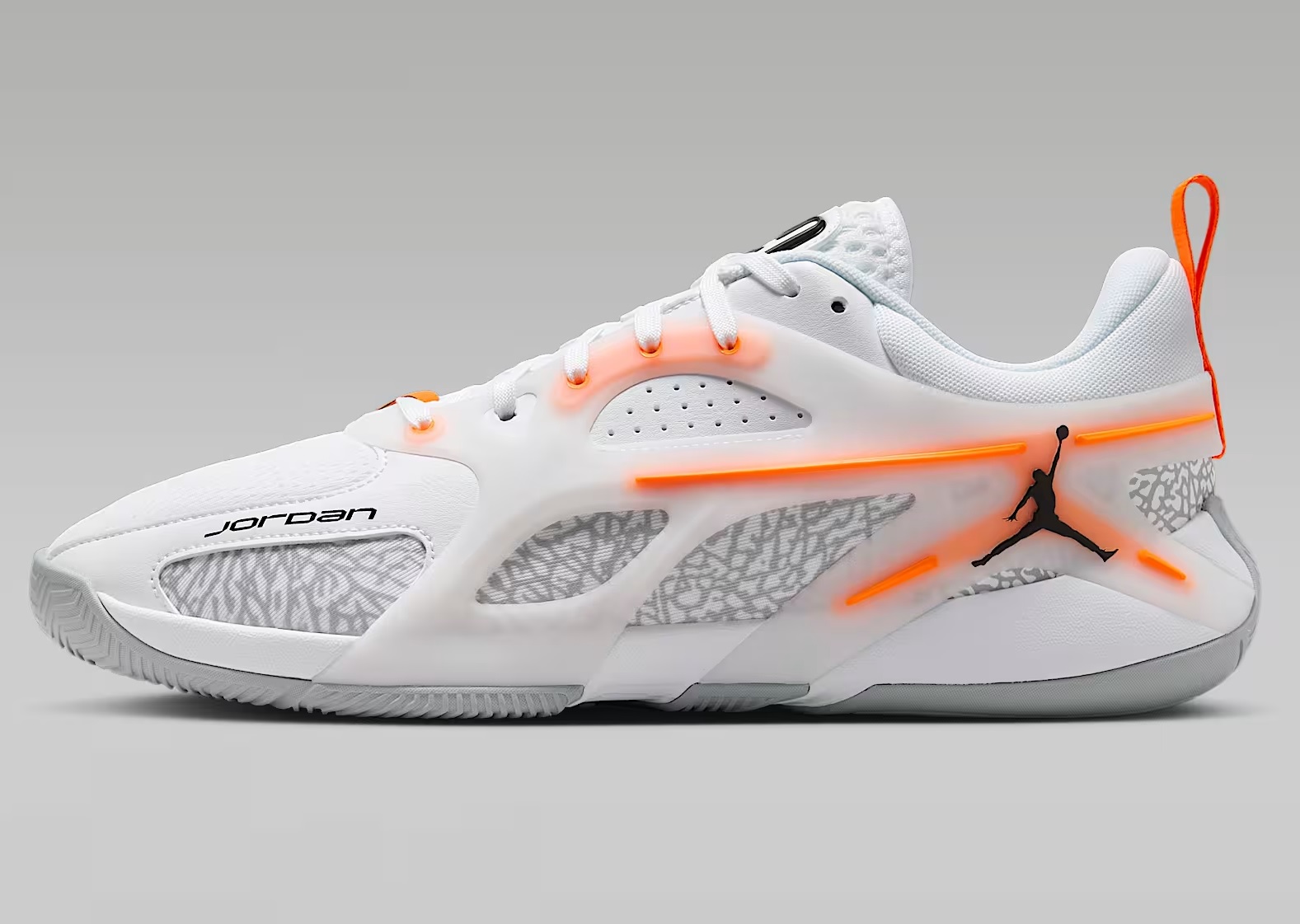Tenis Jordan Heir Series Blanco/naranja/gris Hombre Tallas #27 y #27.5