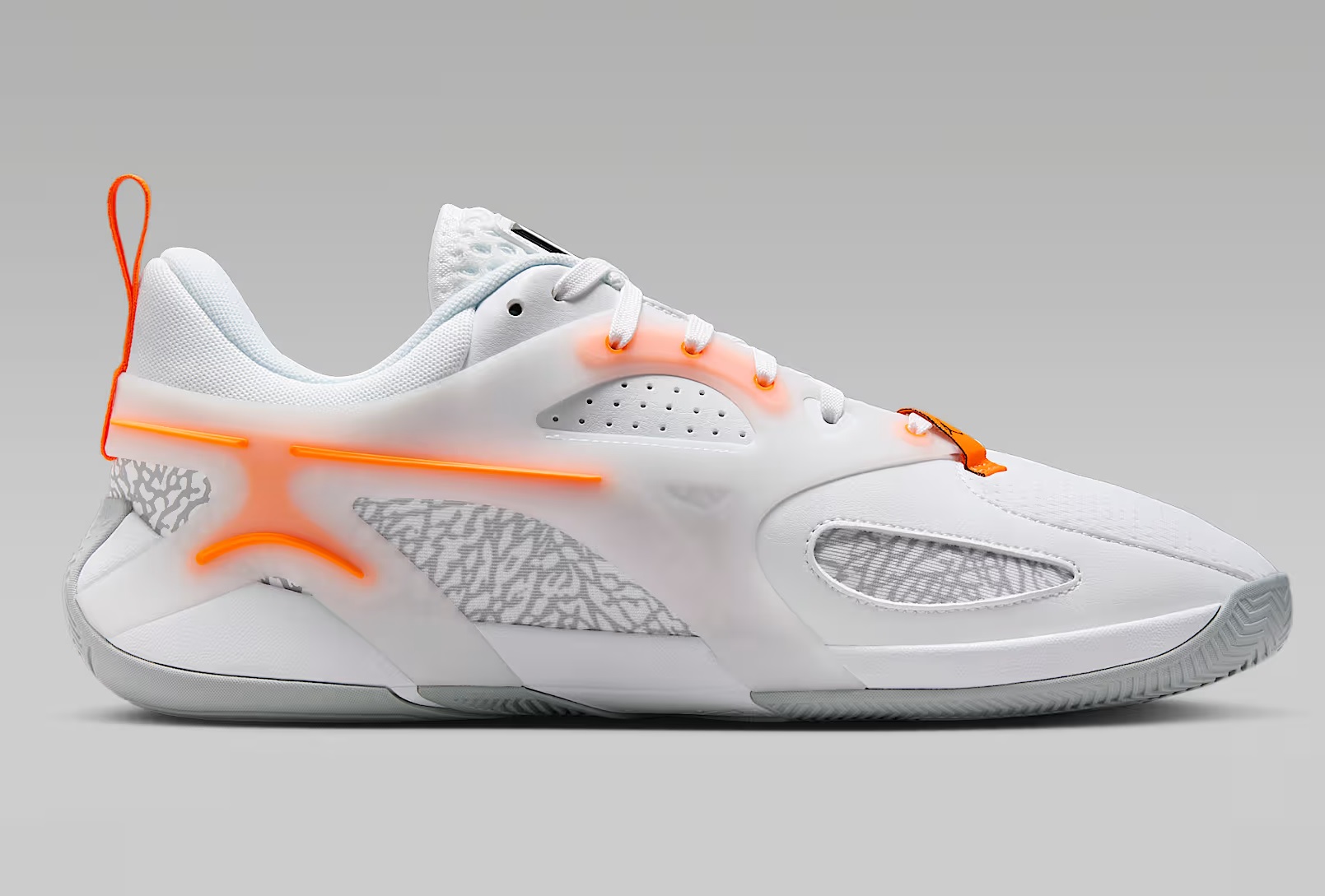 Tenis Jordan Heir Series Blanco/naranja/gris Hombre Tallas #27 y #27.5