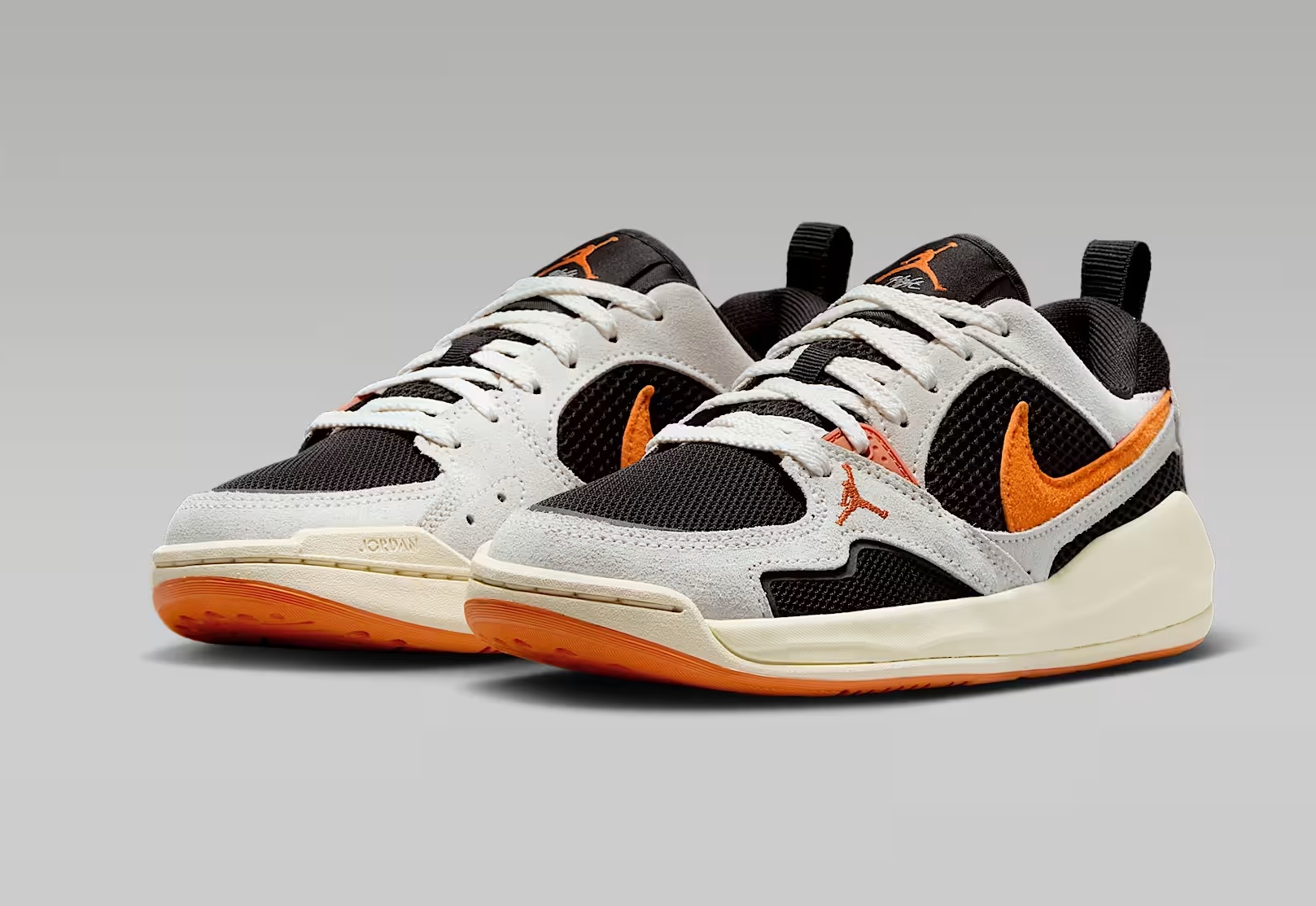 Tenis Jordan CMFT Era Negro/naranja Mujer Tallas #23.5 al #25