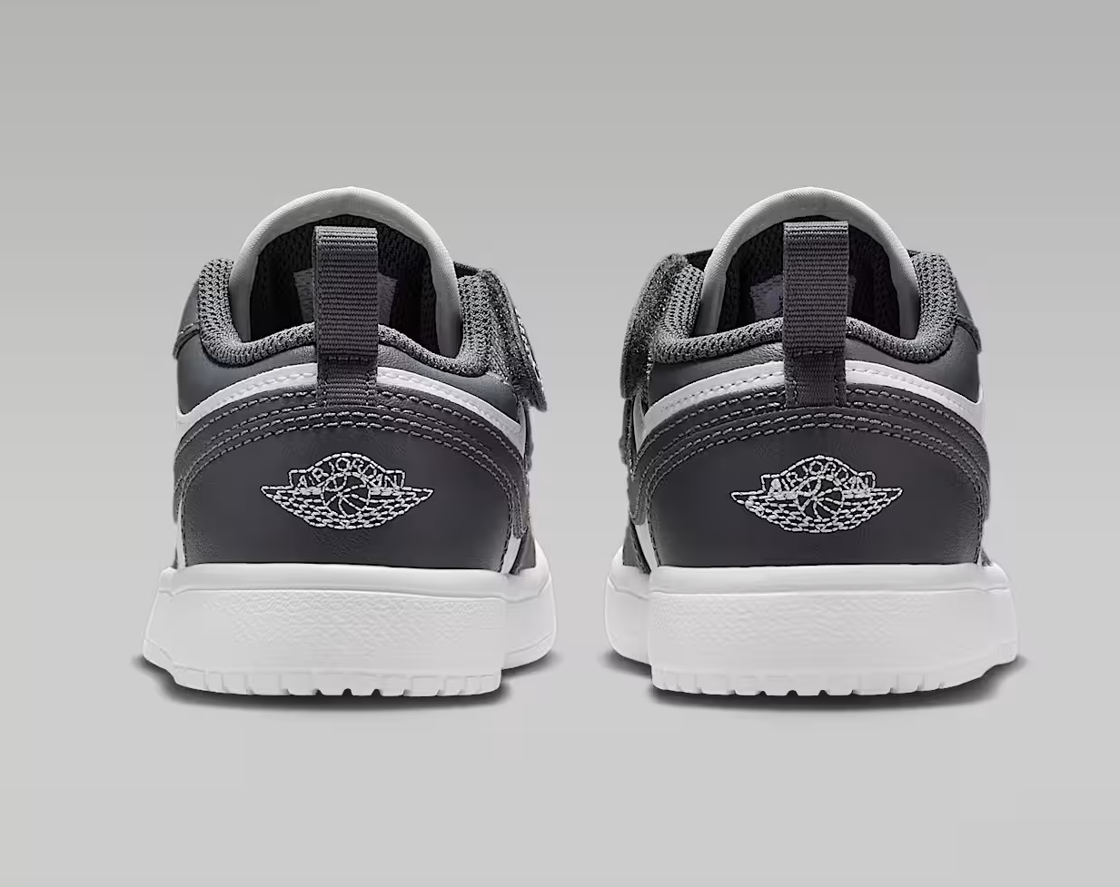 Tenis Jordan 1 Low Alt Gris/blanco Niños Tallas #19 al #21