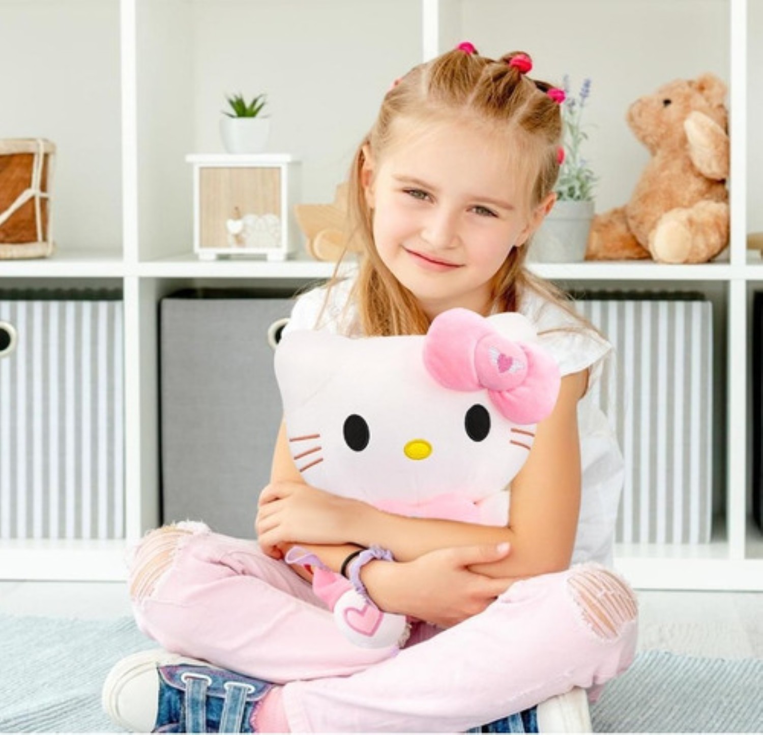 Peluche Hello Kitty Con Corazón Para Regalo 25cm Rosa Love