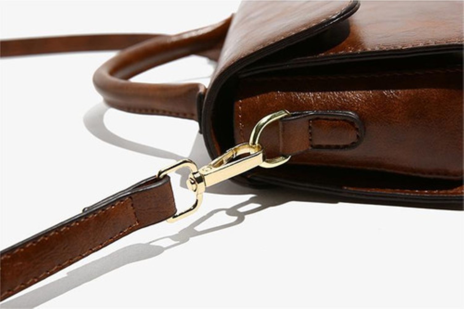 Bolsa Crossbody Pequeña De Hombro marron oscuro