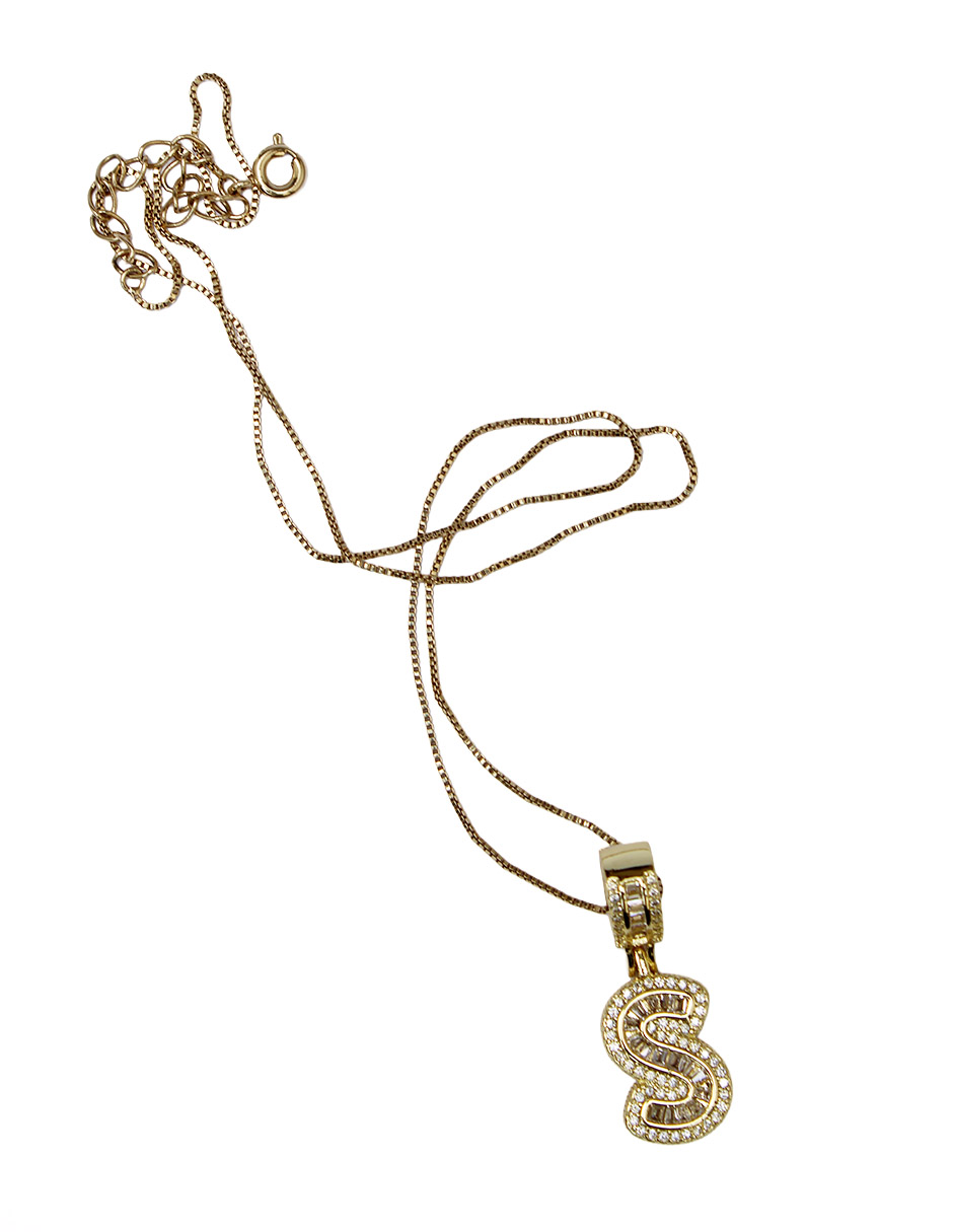 Collar con dije de oro laminado letra brillos "S"