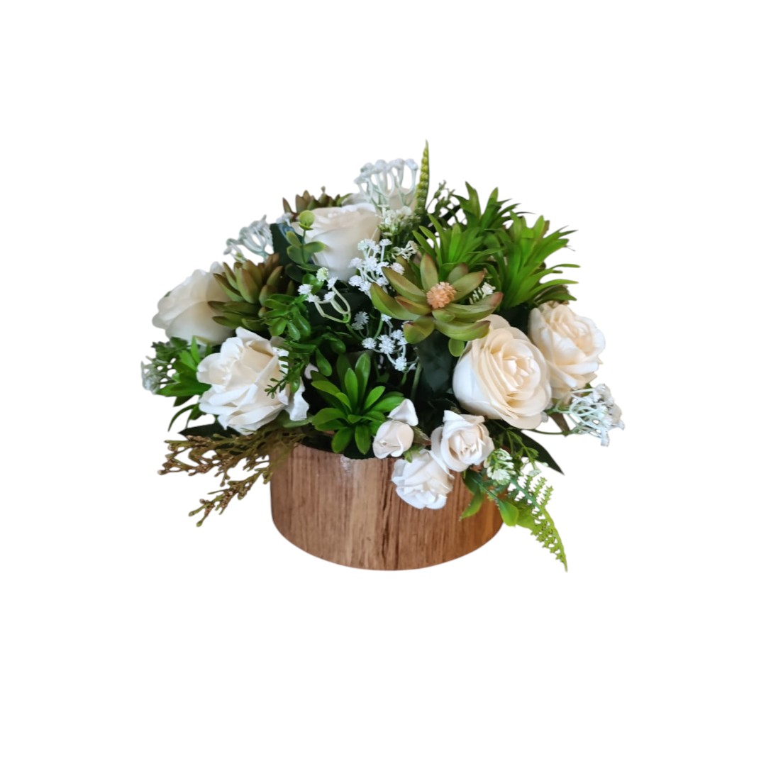 Arreglo floral de rosas blancas Lemich