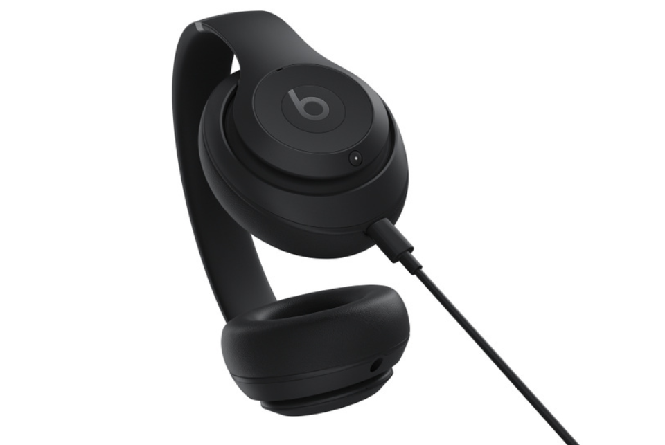 Beats by Dr. Dre Audífonos con Micrófono Studio Pro, Bluetooth, Alámbrico/Inalámbrico, USB-C/3.5mm, Negro. 