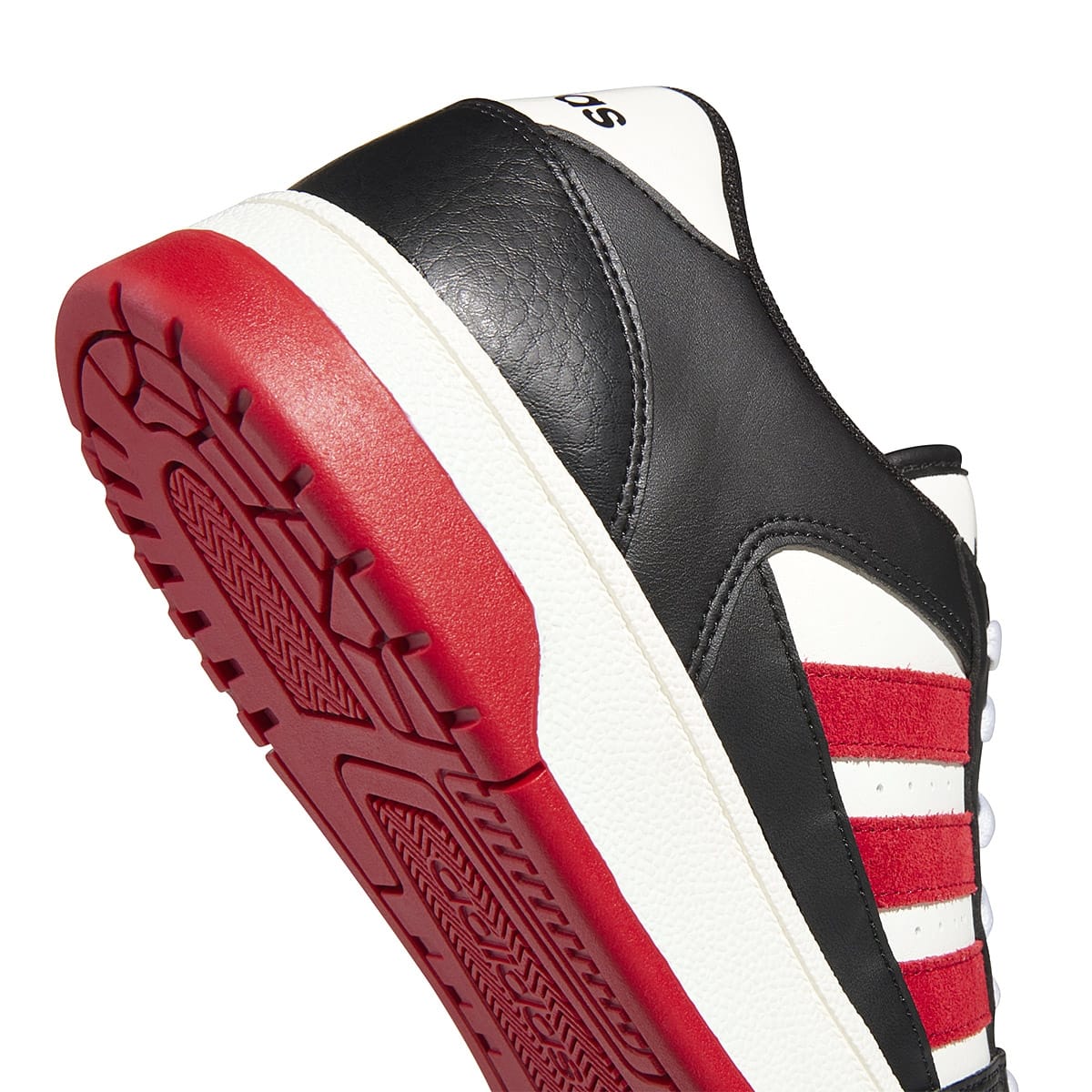 TENIS CASUAL ADIDAS Break Start COLOR NEGRO BLANCO ROJO PARA HOMBRE