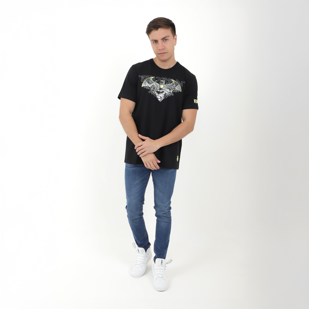 Playera K-Swiss BATMAN  JACOB Para Hombre Color Negro