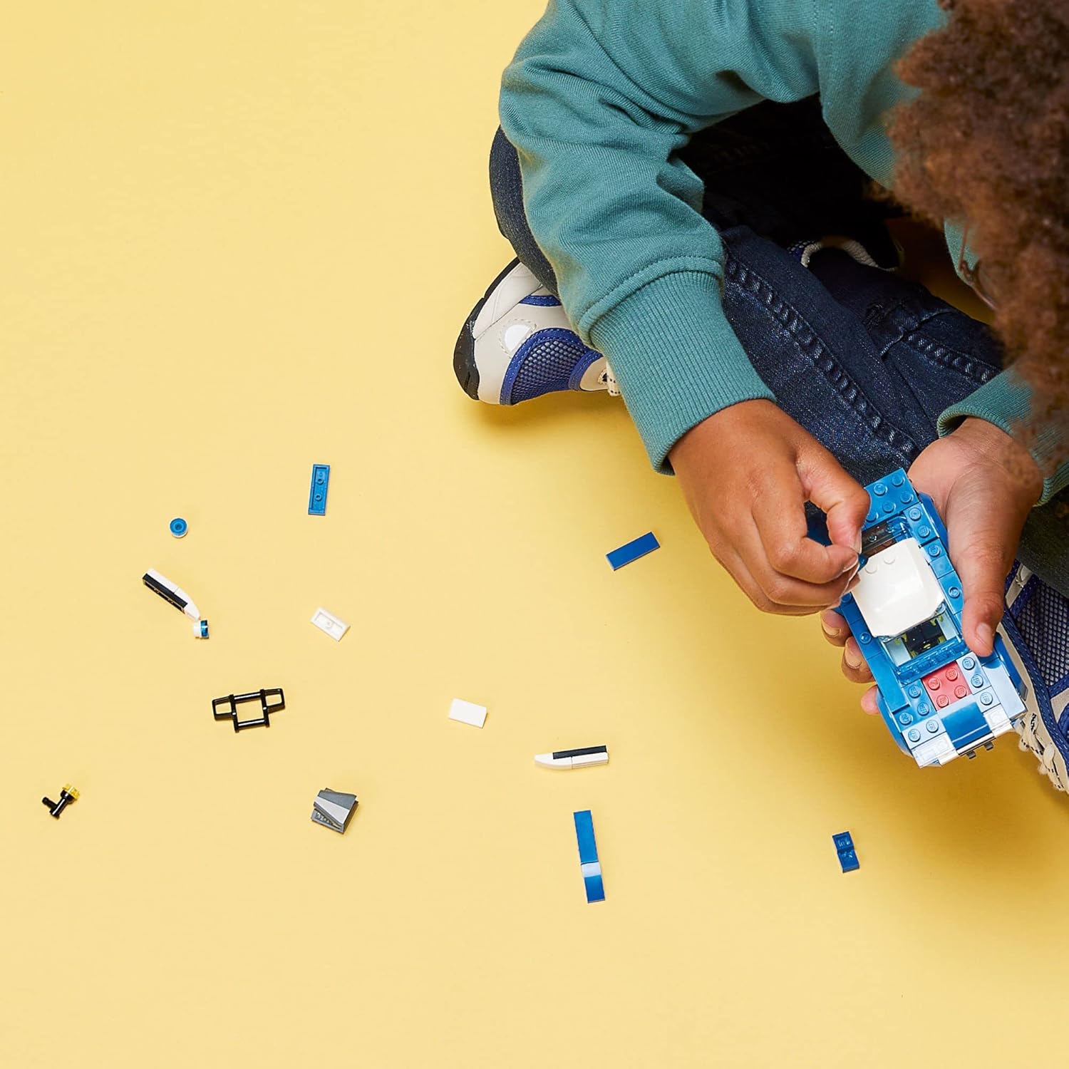 Set LEGO City Auto De Policía 60312 94 Piezas COLOR AZUL Con Minifigura Para Niños Desde 5 Años