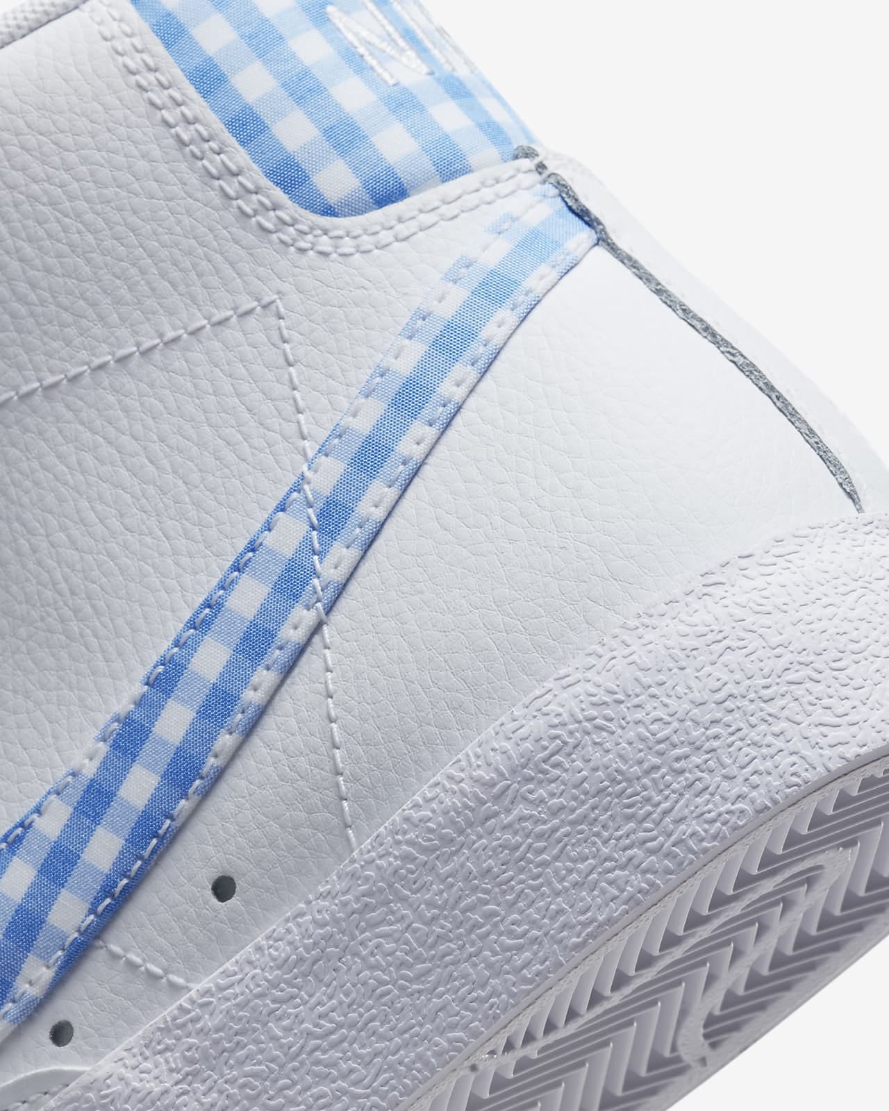 Tenis Nike  Blazer Mid  Mujer 