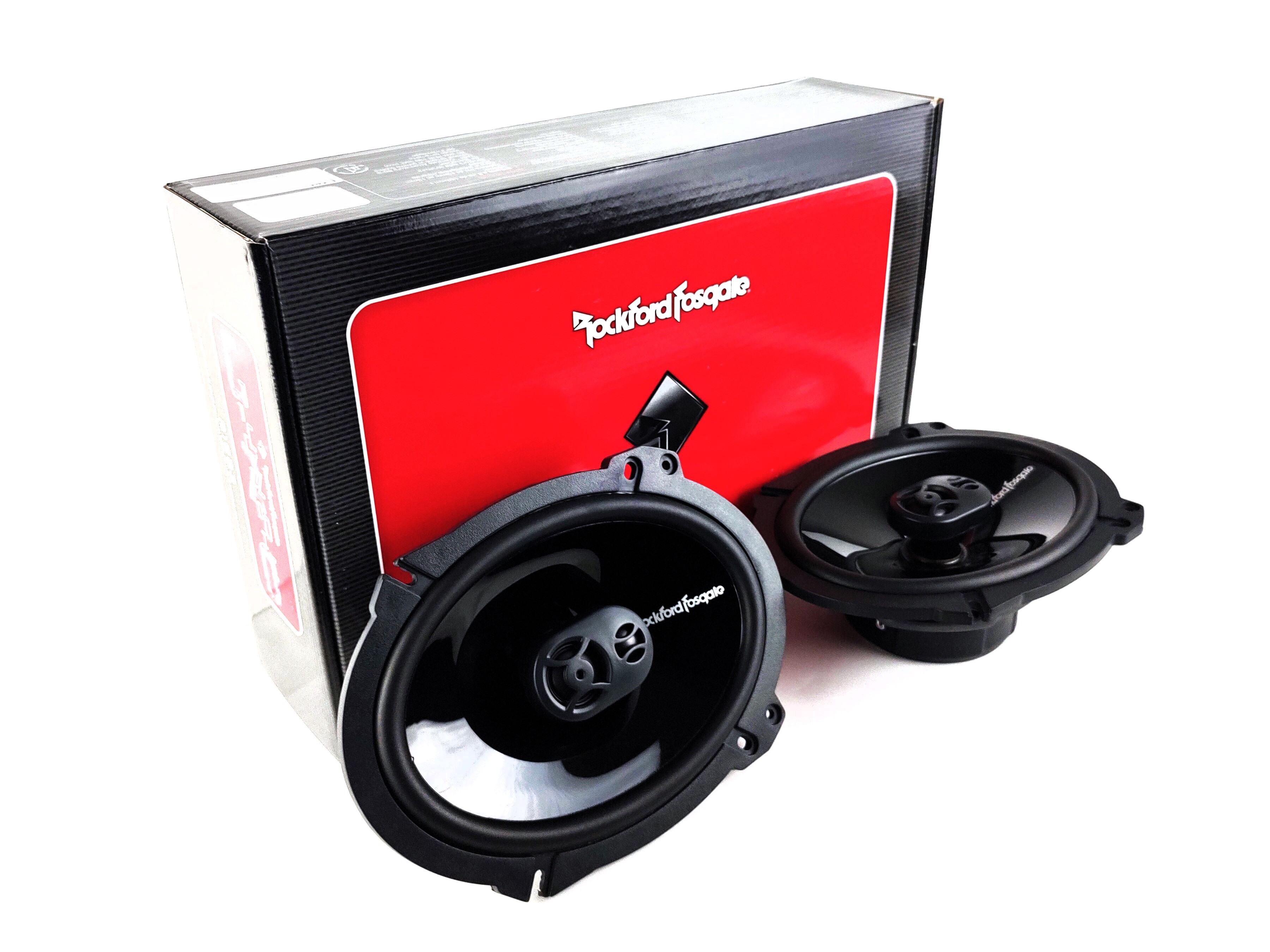 Bocinas Triaxiales ROCKFORD FOSGATE PUNCH P1683 65w RMS 6x8 Pulgadas 4 Ohms 3 Vías